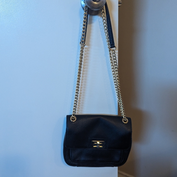 Michael Kors - Picture 2 of 16